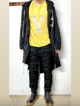 「アイテム（ピーコート）」を使った、Ivano Shiehさん（メンズ・178cm）の冬コーディネート