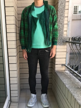 「SPORT B.のアイテム」を使った、Ivano Shiehさん（メンズ・178cm）の夏コーディネート