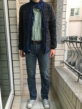 「Levi's（リーバイス）のアイテム（シューズ）」を使った、Ivano Shiehさん（メンズ・178cm）の夏コーディネート