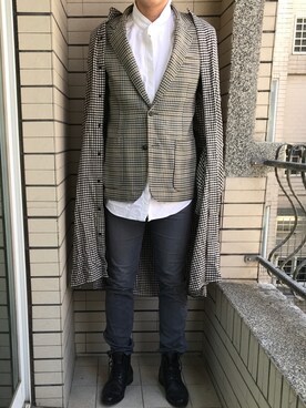 「HUGO BOSS（ヒューゴボス）のアイテム（パンツ）」を使った、Ivano Shiehさん（メンズ・178cm）の夏コーディネート