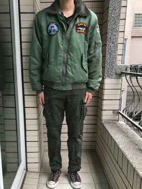 「SPORT B.のアイテム」を使った、Ivano Shiehさん（メンズ・178cm）の春コーディネート