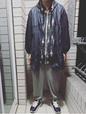 「adidas（アディダス）のアイテム（ピーコート）」を使った、Ivano Shiehさん（メンズ・178cm）の秋コーディネート