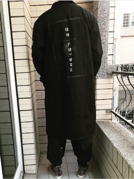 「Yohji Yamamoto（ヨウジヤマモト）のアイテム（ジャケット/アウター）」を使った、Ivano Shiehさん（メンズ・178cm）の春コーディネート