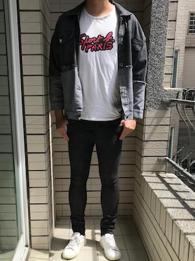 「SPORT B.のアイテム」を使った、Ivano Shiehさん（メンズ・178cm）の秋コーディネート