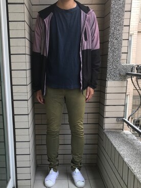 「EVERLAST(スポーツ・ライフスタイル)（エバーラスト）のアイテム」を使った、Ivano Shiehさん（メンズ・178cm）の夏コーディネート