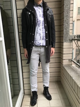 「Calvin Klein（カルバン・クライン）のアイテム（ピーコート）」を使った、Ivano Shiehさん（メンズ・178cm）の冬コーディネート