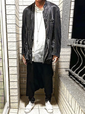 「Yohji Yamamoto（ヨウジヤマモト）のアイテム（ジャケット/アウター）」を使った、Ivano Shiehさん（メンズ・178cm）の秋コーディネート