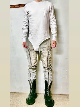 「Rick Owens（リックオウエンス）のアイテム」を使った、Ivano Shiehさん（メンズ・178cm）の夏コーディネート