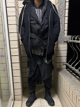 「DRKSHDW by RICK OWENS（ダークシャドウ バイ リックオウエンス）のアイテム（ジャケット/アウター）」を使った、Ivano Shiehさん（メンズ・178cm）の冬コーディネート
