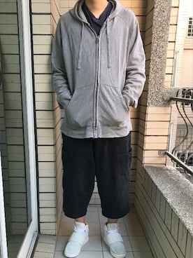 「GAP（ギャップ）のアイテム（スタジャン）」を使った、Ivano Shiehさん（メンズ・178cm）の秋コーディネート