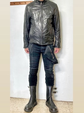 「Rick Owens（リックオウエンス）のアイテム（ブーツ、ブラック系）」を使った、Ivano Shiehさん（メンズ・178cm）の夏コーディネート