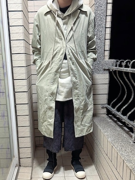 「DRKSHDW by RICK OWENS（ダークシャドウ バイ リックオウエンス）のアイテム（シューズ）」を使った、Ivano Shiehさん（メンズ・178cm）の冬コーディネート