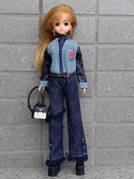 「タカラトミー ハッシュタグフォトジェバッグ&シューズのアイテム（バックパック/リュック、ブラック系）」を使った、やんちゃっちゃんさん（レディース・165cm）の冬コーディネート