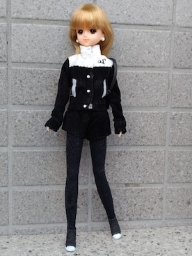 「TAKARAのアイテム（スニーカー、ブラック系）」を使った、やんちゃっちゃんさん（レディース・165cm）の冬コーディネート