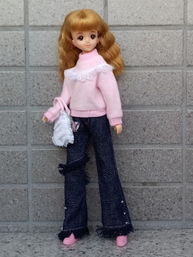 「TAKARA ファッションコーディネート 8のアイテム（デニムパンツ、ブルー系）」を使った、やんちゃっちゃんさん（レディース・165cm）の冬コーディネート