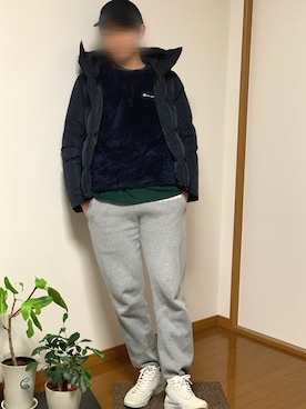 「韓国好きな人と繋がりたい」｜「アイテム（スウェットパンツ）」を使った、tomsnowさん（メンズ・178cm）の冬コーディネート
