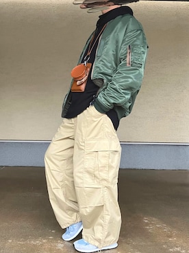 「BEAUTY&YOUTH UNITED ARROWS（ビューティーアンドユースユナイテッドアローズ）のアイテム（MA-1）」を使った、Yasさん（メンズ・170cm）の冬コーディネート