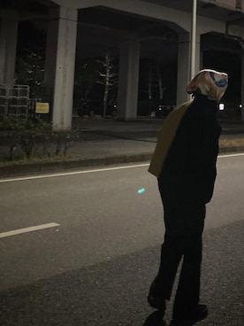 「アイテム（ストール/ショール）」を使った、yuki91239123さん（メンズ・180cm）の秋コーディネート