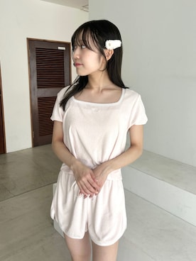 「SNIDEL HOME（スナイデルホーム）のチュールクリップ（ヘアピン、ホワイト系）」を使った、SNIDEL HOMEさんの春コーディネート