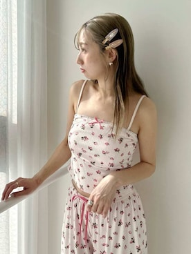 「SNIDEL HOME（スナイデルホーム）のアイレットレイヤードキャミソール（ルームウェア/パジャマ、ピンク系）」を使った、SNIDEL HOMEさんの春コーディネート