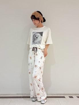 「SNIDEL HOME（スナイデルホーム）の【接触冷感】DOG Tシャツ（ルームウェア/パジャマ、ホワイト系）」を使った、SNIDEL HOMEさんの夏コーディネート