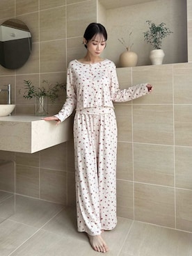 「アイテム（ルームウェア）」を使った、SNIDEL HOMEさん（レディース・153cm）の秋コーディネート