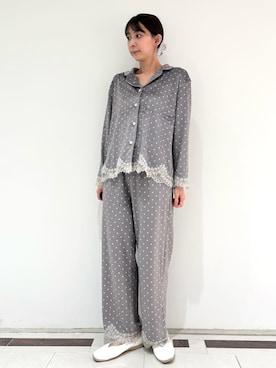 「アイテム（バレッタ/ヘアクリップ、ホワイト系）」を使った、SNIDEL HOMEさん（レディース・160cm）の秋コーディネート