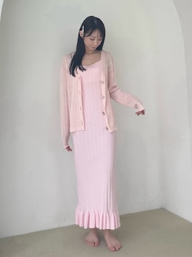 「SNIDEL HOME（スナイデルホーム）のフラワービジューシアーニットカーディガン（ルームウェア/パジャマ、ピンク系）」を使った、SNIDEL HOMEさんの春コーディネート