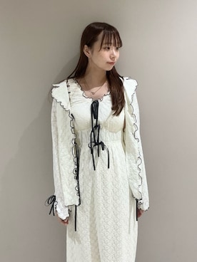「SNIDEL HOME（スナイデルホーム）のカットレース開襟シャツ（ルームウェア/パジャマ、ホワイト系）」を使った、SNIDEL HOMEさんの春コーディネート