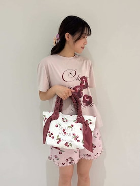 「アイテム（バレッタ/ヘアクリップ、ピンク系）」を使った、SNIDEL HOMEさん（レディース・154cm）の夏コーディネート