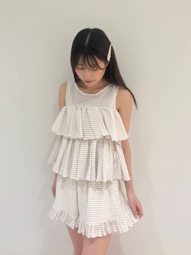 「SNIDEL HOME（スナイデルホーム）のパールヘアピン（ヘアピン、ベージュ系）」を使った、SNIDEL HOMEさんの夏コーディネート