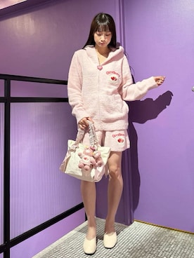 「アイテム（スマホグッズ）」を使った、SNIDEL HOMEさん（レディース・153cm）の秋コーディネート