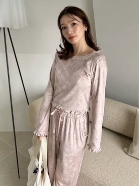 「アイテム（ルームウェア/パジャマ）」を使った、SNIDEL HOMEさん（レディース・159cm）の秋コーディネート