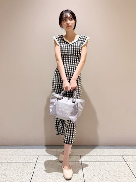 「SNIDEL HOME（スナイデルホーム）の保冷トートバッグ（トートバッグ、グレー系）」を使った、SNIDEL HOMEさんの春コーディネート