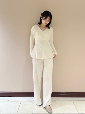 「SNIDEL HOME（スナイデルホーム）のファークリップ（バレッタ/ヘアクリップ、レッド系）」を使った、SNIDEL HOMEさんの秋コーディネート