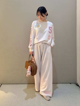 「アイテム（キーケース/キーアクセサリー）」を使った、SNIDEL HOMEさん（レディース・158cm）の秋コーディネート