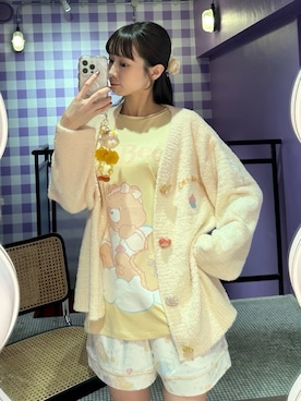 「アイテム（スマホグッズ）」を使った、SNIDEL HOMEさん（レディース・153cm）の秋コーディネート