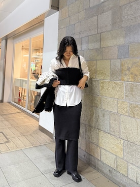 「アイテム（ノーカラージャケット）」を使った、manami さん（レディース・168cm）の秋コーディネート