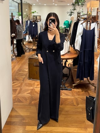 ラウンジドレス　Atelier N°5 ブラック Vネック サロペット LOUNGEDRESS（ラウンジドレス）の「【Atelier N5/アトリエヌメロサンク