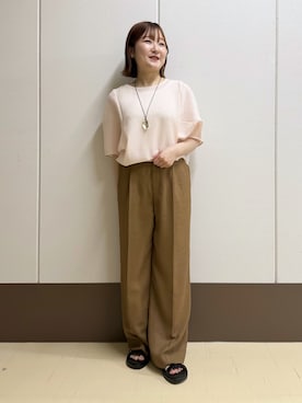 「INDIVI（インディヴィ）の【華奢見え】ジャカード ドルマントップス（Tシャツ/カットソー、ピンク系）」を使った、Rikoさん（レディース）の夏コーディネート