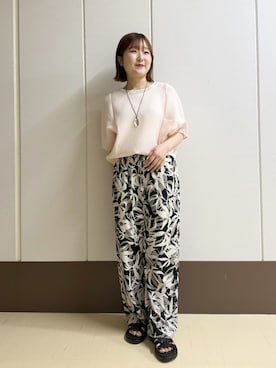 「INDIVI（インディヴィ）の【華奢見え】ジャカード ドルマントップス（Tシャツ/カットソー、ピンク系）」を使った、Rikoさん（レディース）の夏コーディネート