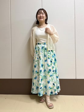 「INDIVI（インディヴィ）の【洗える／前後2WAY】インナータンクトップ（タンクトップ、ホワイト系）」を使った、Rikoさん（レディース）の夏コーディネート
