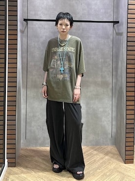 「PBLIM（ページボーイリム）の《UNISEX》トレジャーボックスルーズT / ピグメント加工（Tシャツ/カットソー、グリーン系）」を使った、ｼﾐさん（レディース・161cm）の夏コーディネート