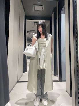 「ARMANI EXCHANGE（アルマーニエクスチェンジ）の【A|X アルマーニ エクスチェンジ】バルーン ミニワンピース（ワンピース、ベージュ系）」を使った、Sanamさん（レディース・168cm）の夏コーディネート