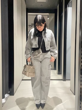 「ARMANI EXCHANGE（アルマーニエクスチェンジ）の【A|X アルマーニ エクスチェンジ】A|Xロゴソックス（2足セット）_ウィメンズ（ソックス/靴下、ブラック系）」を使った、Sanamさん（レディース・168cm）の冬コーディネート