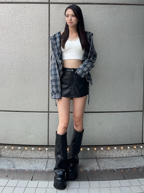 HARE　フェイクレザースカートライクショートパンツ HARE（ハレ）の「フェイクレザー＊ジャガードスカートライク