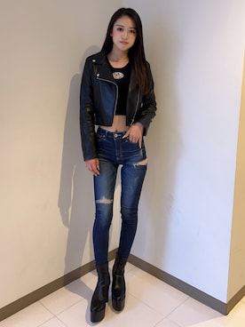 「アイテム（ライダースジャケット）」を使った、shioriさん（レディース・168cm）の夏コーディネート
