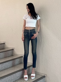 ハイウエストフロントZIPベルトデザインスキニーデニムパンツ