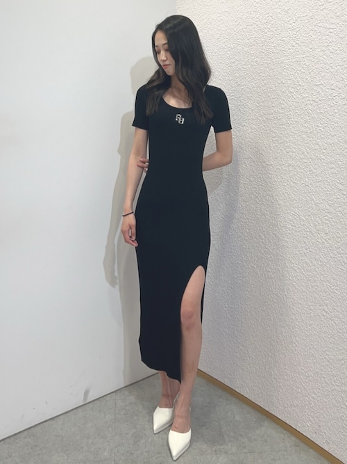 GGプレートハーフスリーブLONGニットワンピース（ワンピース