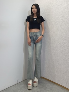 「アイテム（デニムパンツ）」を使った、shioriさん（レディース・168cm）の夏コーディネート